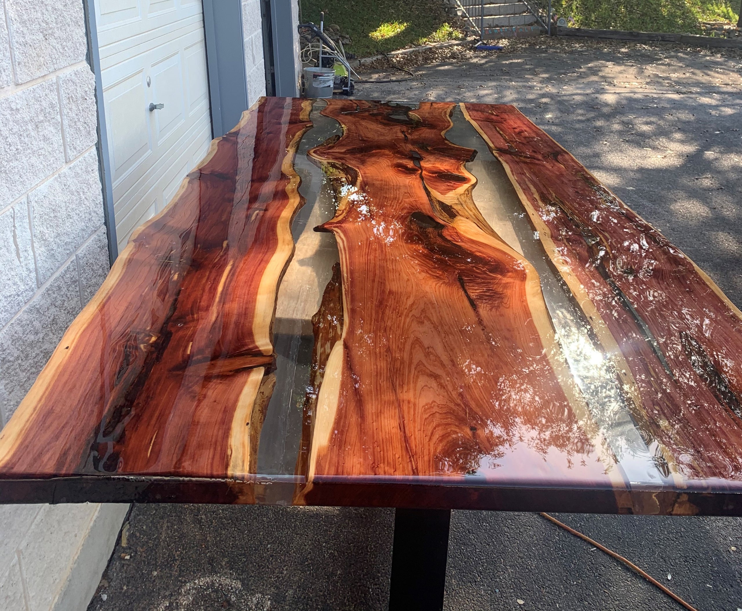 Cedar store resin table
